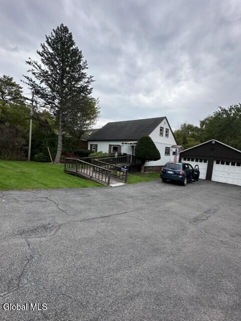 198 Golf Course Road Amsterdam NY 12010