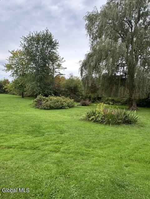 198 Golf Course Road Amsterdam NY 12010