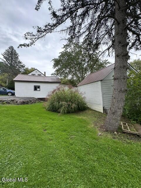 198 Golf Course Road Amsterdam NY 12010