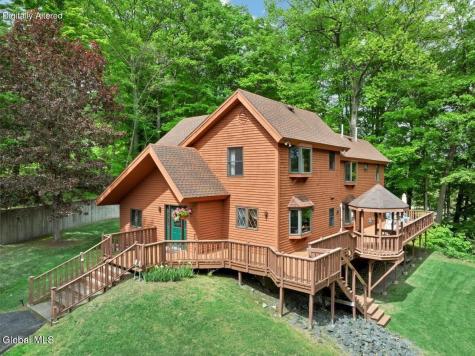64 Ford Road Troy NY 12180