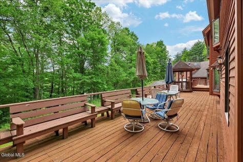 64 Ford Road Troy NY 12180