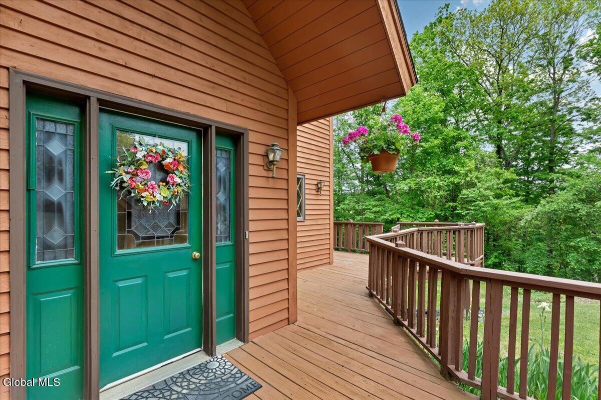 64 Ford Road Troy NY 12180