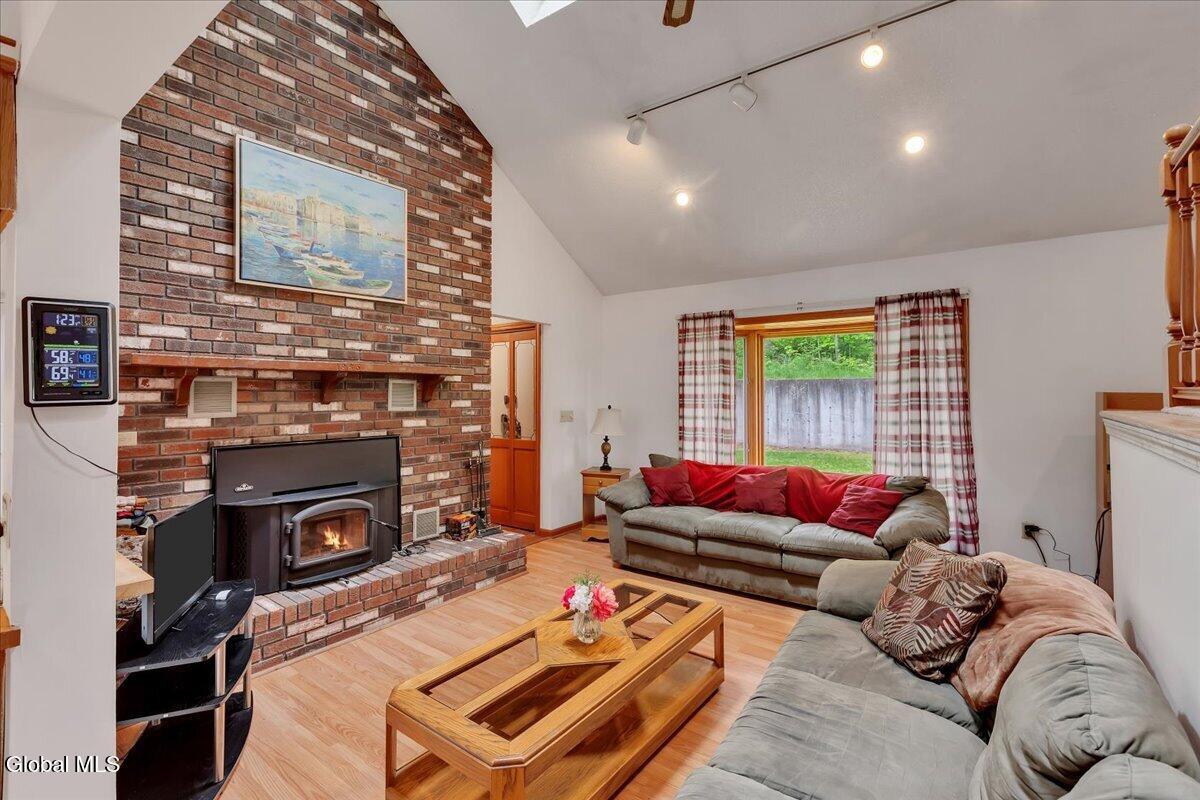64 Ford Road Troy NY 12180