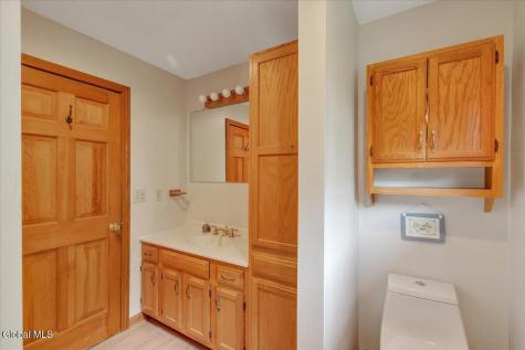 64 Ford Road Troy NY 12180