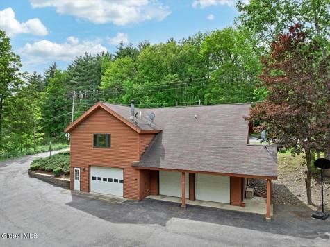 64 Ford Road Troy NY 12180