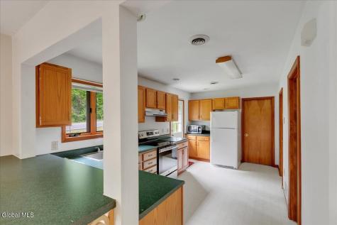 64 Ford Road Troy NY 12180