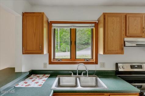 64 Ford Road Troy NY 12180