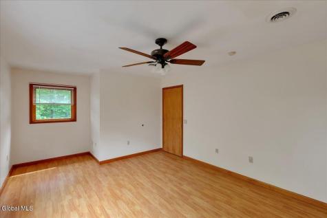 64 Ford Road Troy NY 12180