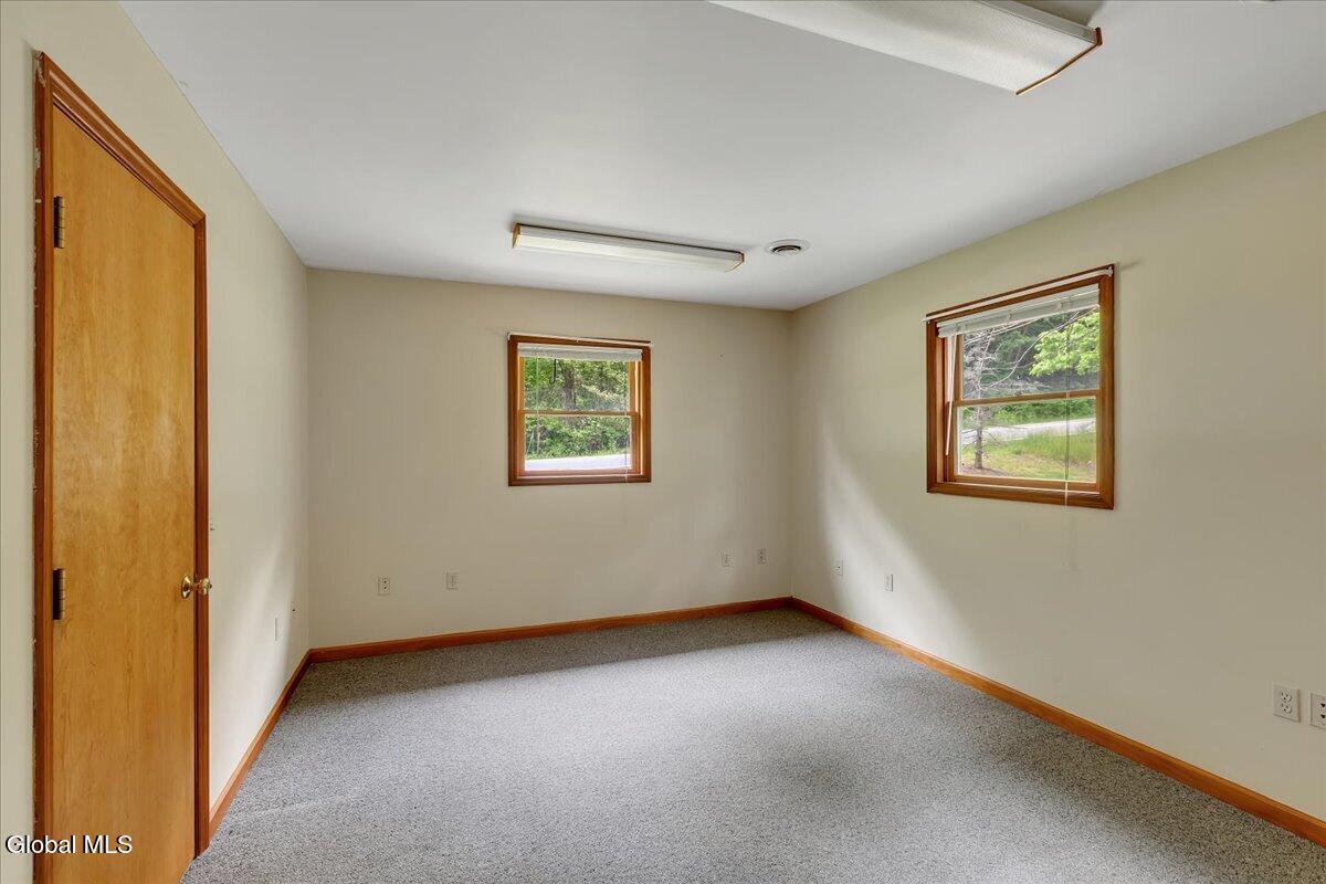 64 Ford Road Troy NY 12180