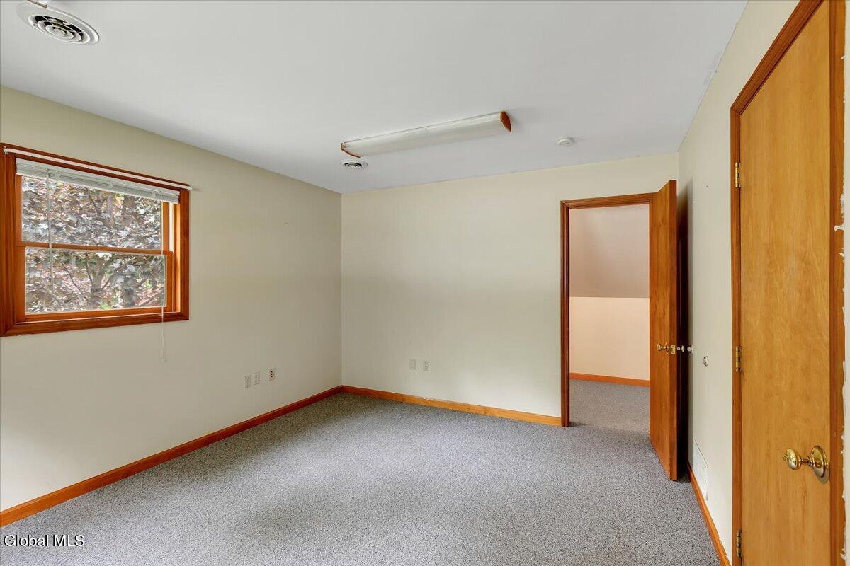 64 Ford Road Troy NY 12180