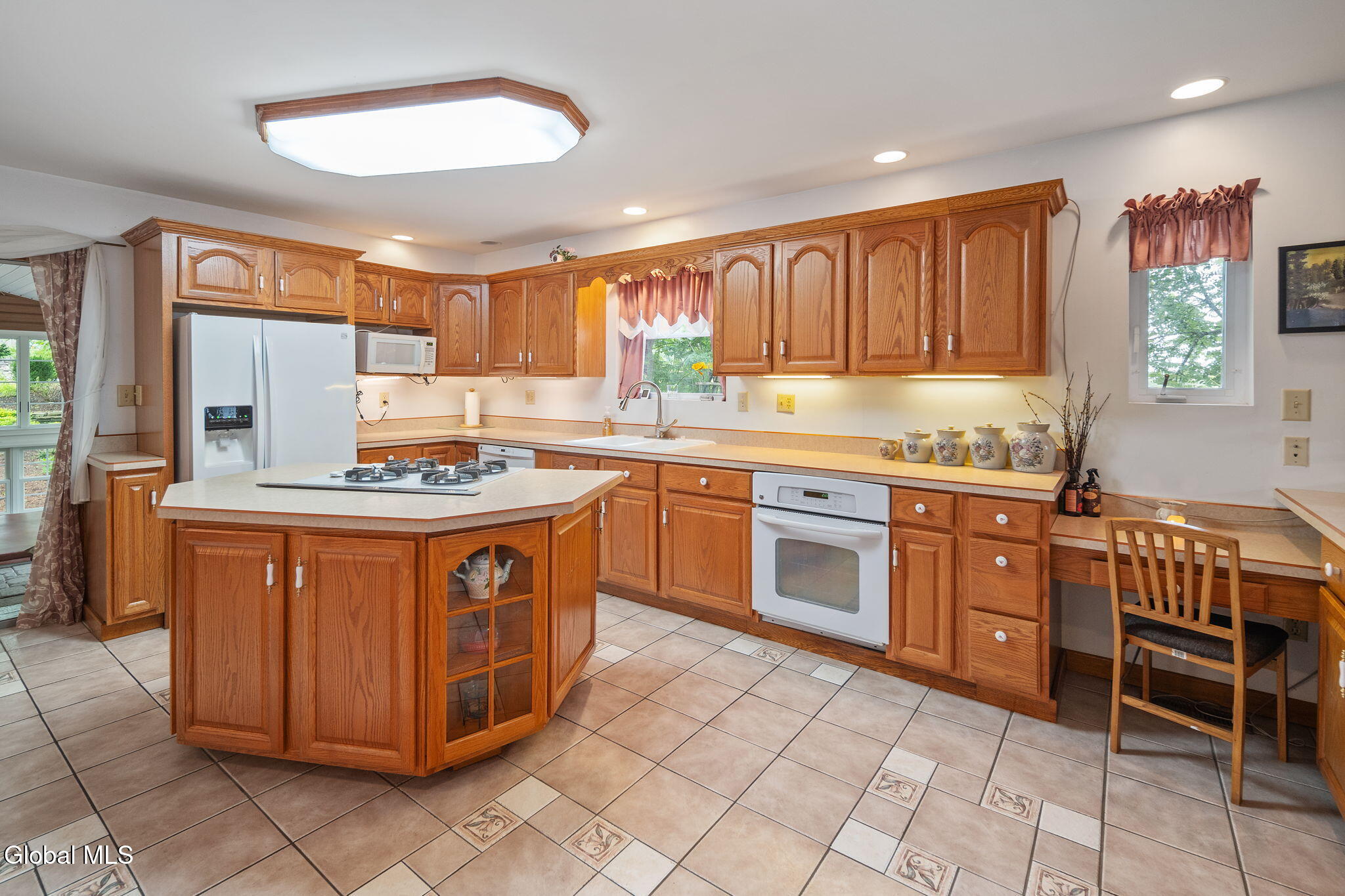 5214 Ny-145 Cobleskill NY 12043