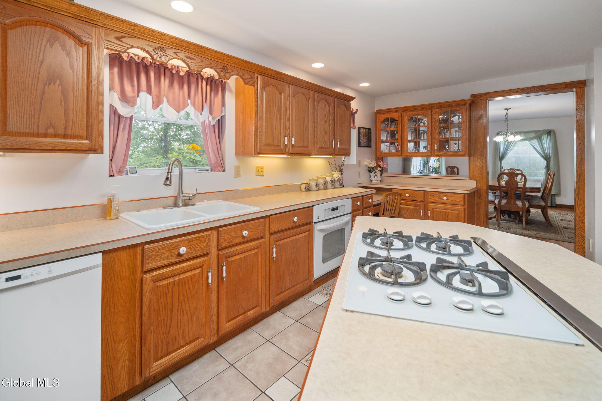 5214 Ny-145 Cobleskill NY 12043