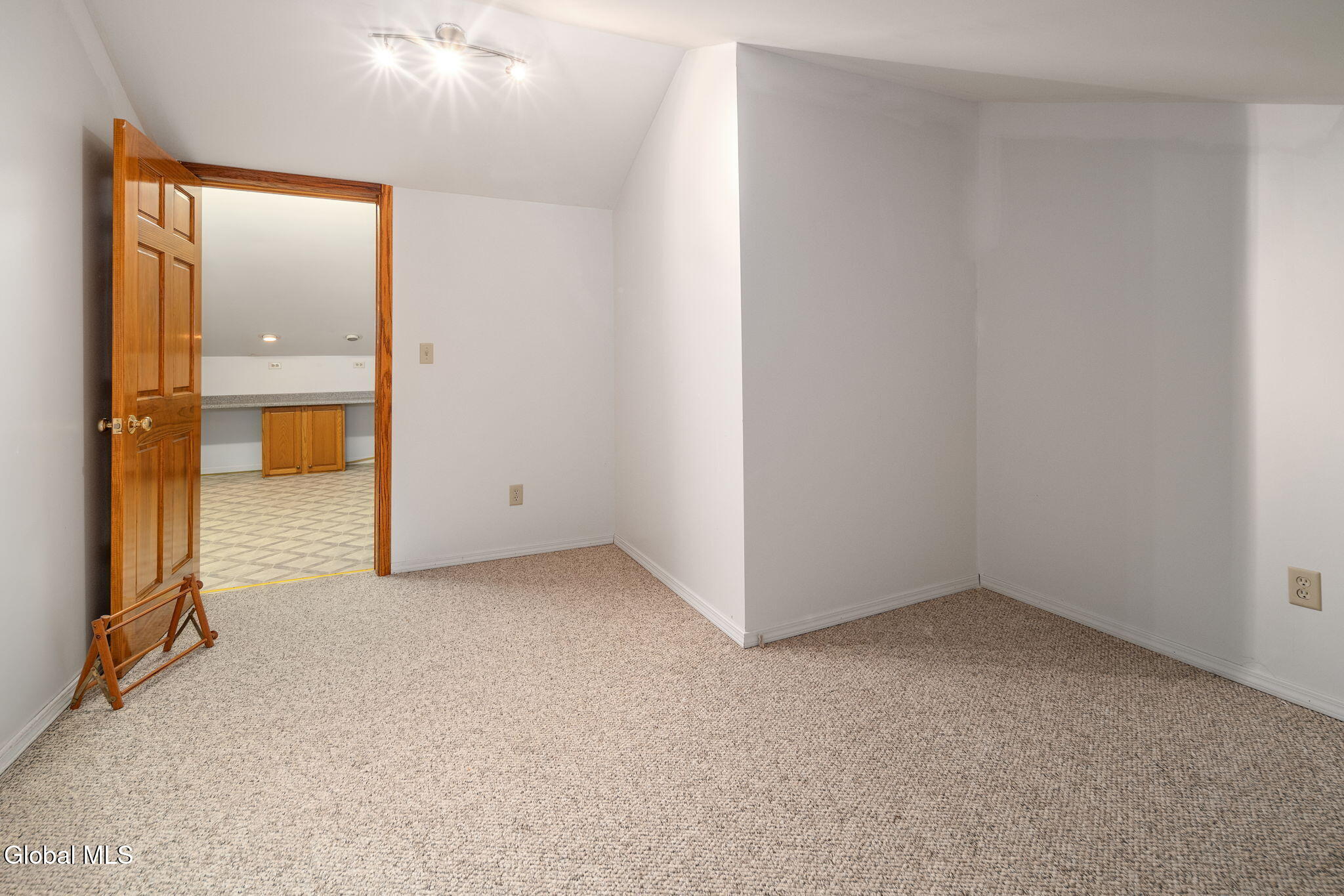 5214 Ny-145 Cobleskill NY 12043