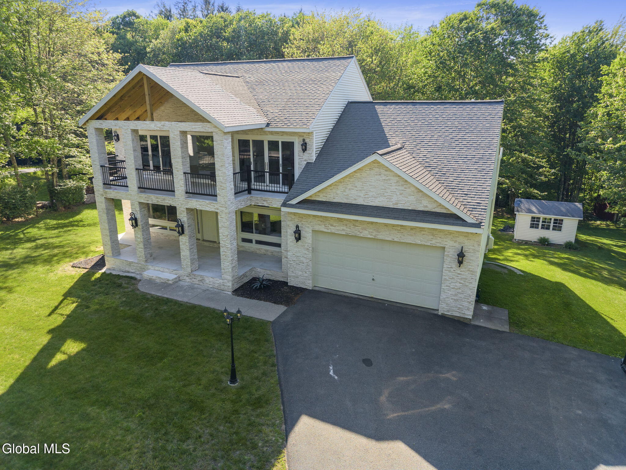 79 Glass Lake Road Averill Park NY 12018