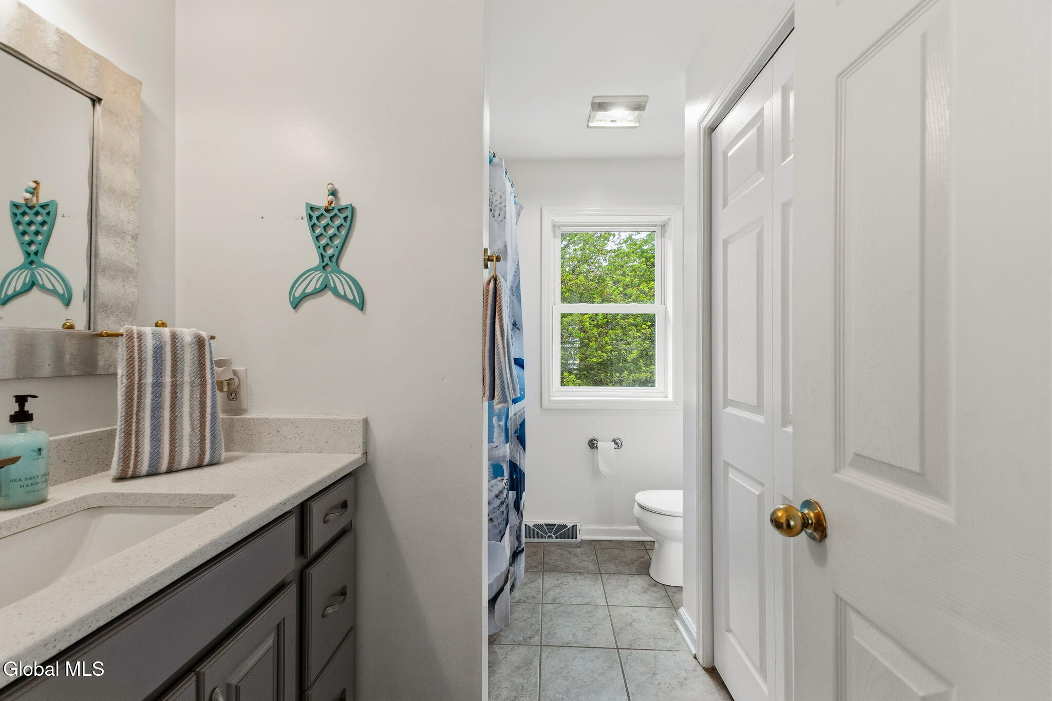 79 Glass Lake Road Averill Park NY 12018