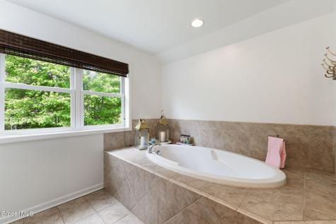 79 Glass Lake Road Averill Park NY 12018
