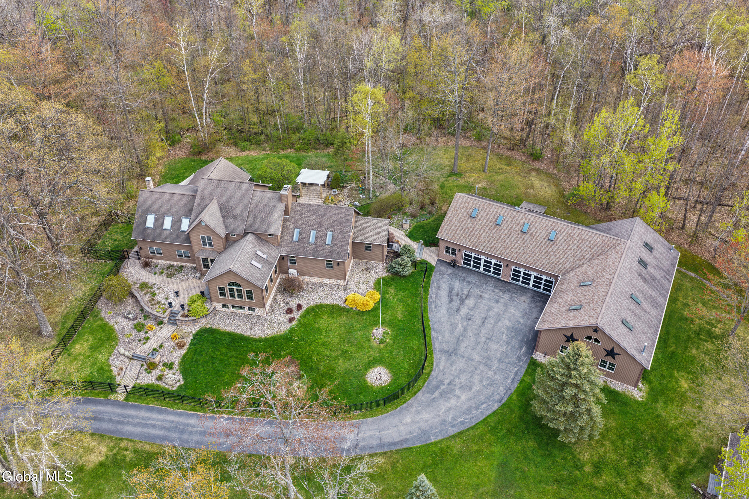 2034 Duanesburg Churches Road Delanson NY 12053
