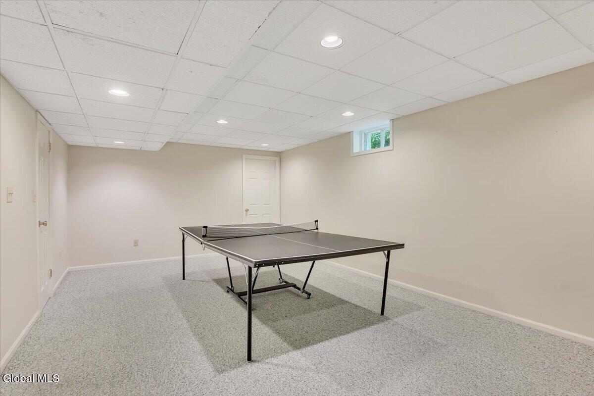 17 Christopher Way Halfmoon NY 12065