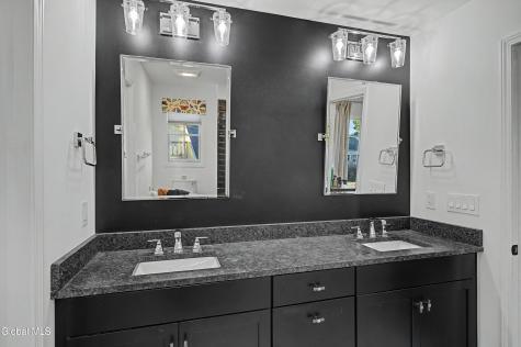 5 Victoria Court Mechanicville NY 12118