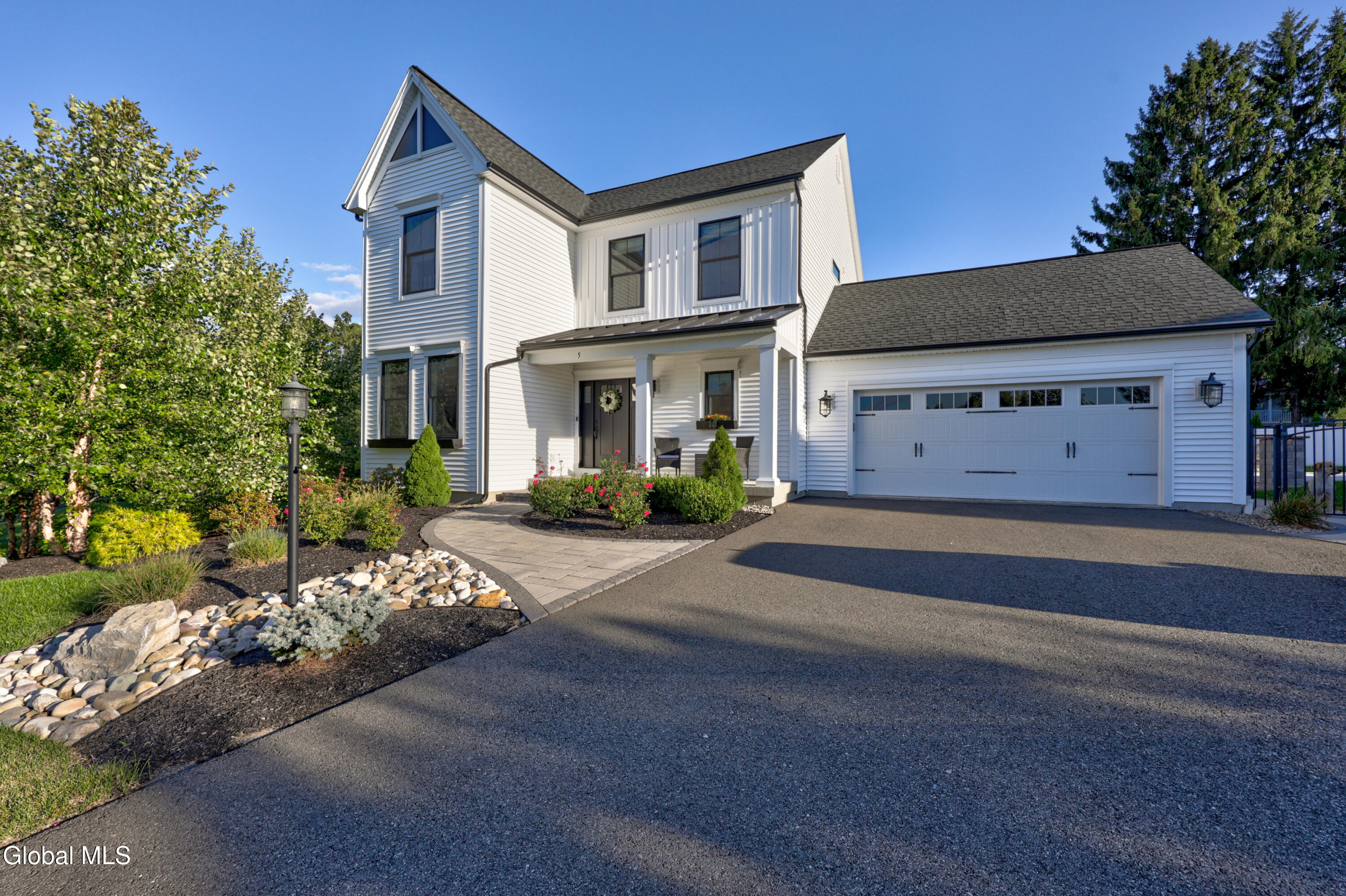 5 Victoria Court Mechanicville NY 12118