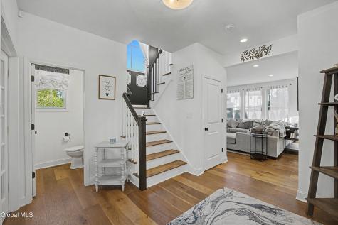5 Victoria Court Mechanicville NY 12118