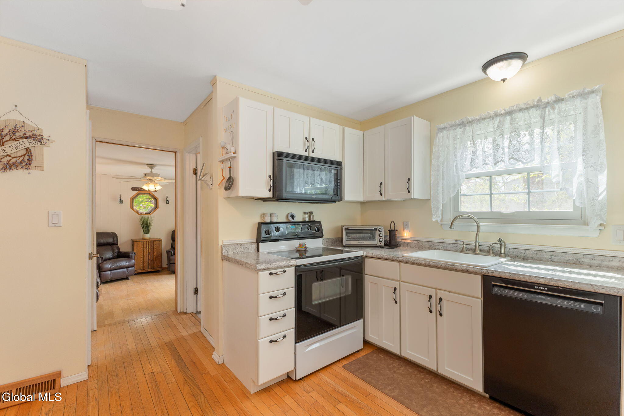 3 Frederick Drive Saratoga Springs NY 12866