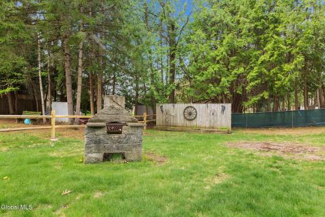 3 Frederick Drive Saratoga Springs NY 12866