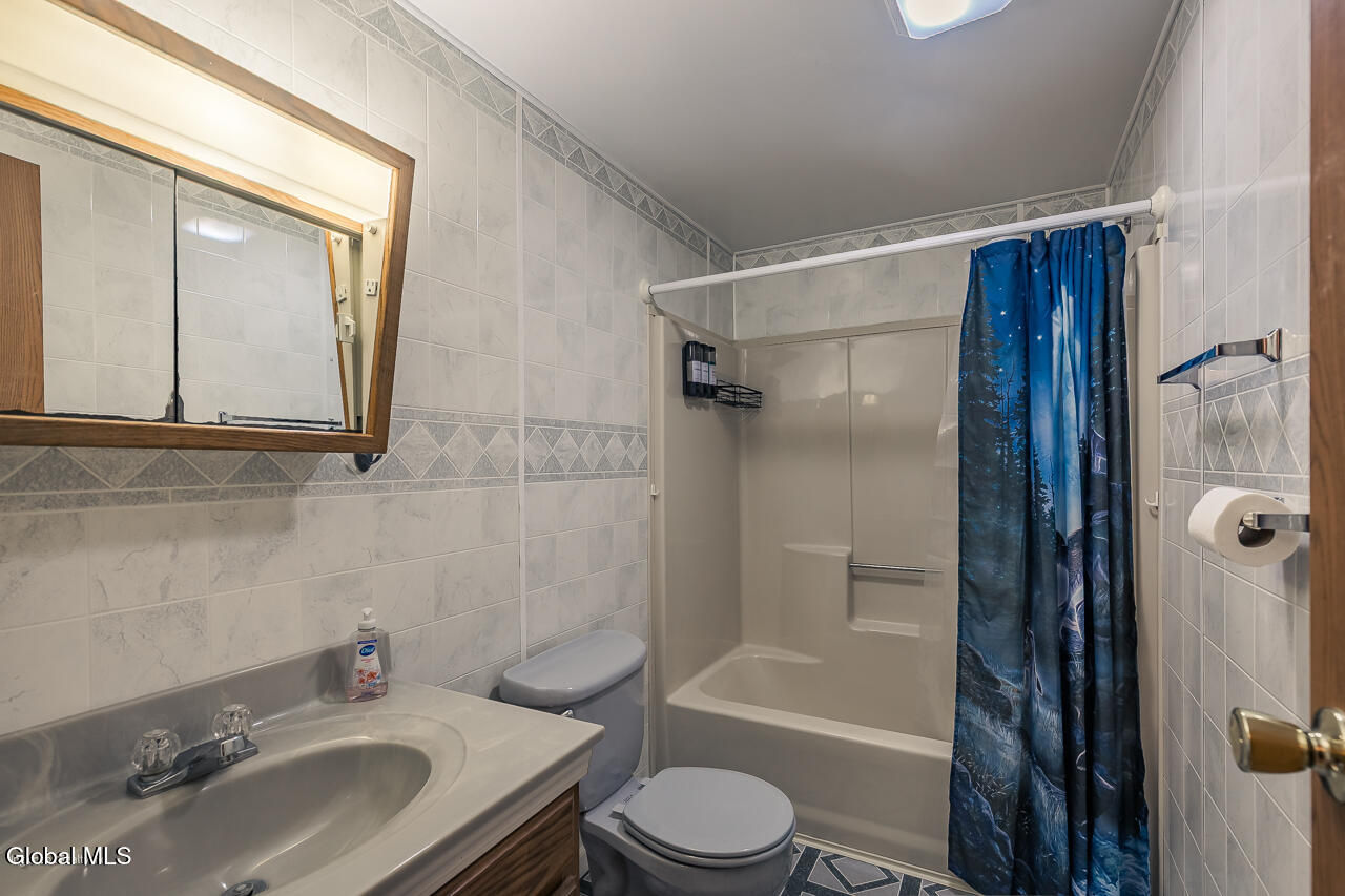 955 State Highway 67 Johnstown NY 12095