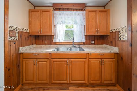 1713 Hillside Avenue Niskayuna NY 12309