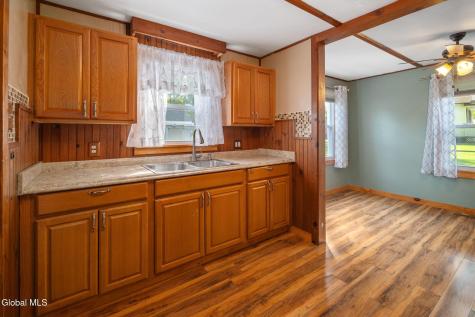 1713 Hillside Avenue Niskayuna NY 12309