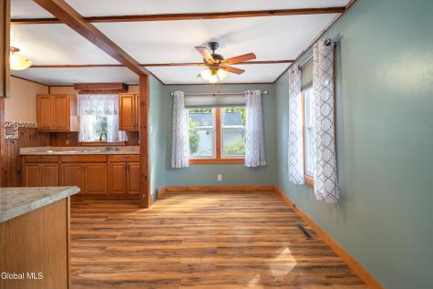 1713 Hillside Avenue Niskayuna NY 12309