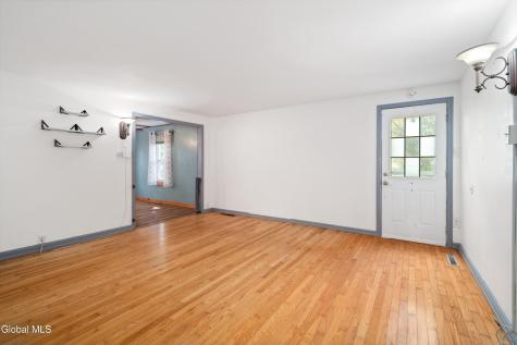 1713 Hillside Avenue Niskayuna NY 12309