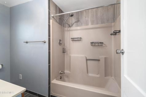 1713 Hillside Avenue Niskayuna NY 12309