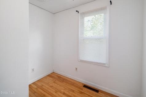 1713 Hillside Avenue Niskayuna NY 12309