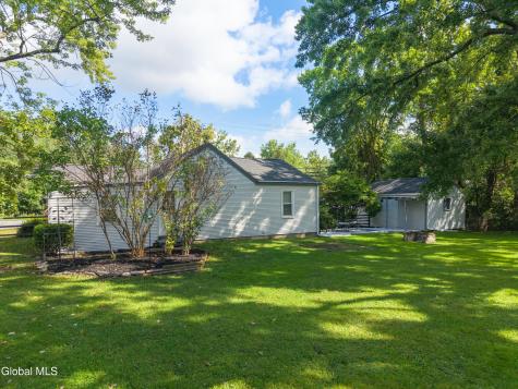 1713 Hillside Avenue Niskayuna NY 12309