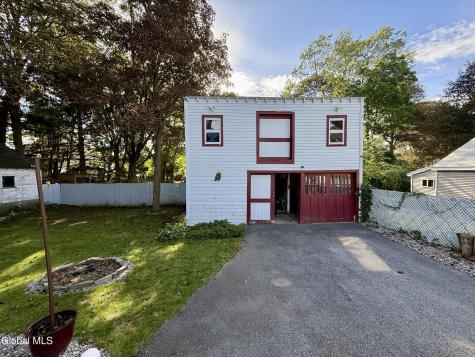 28 Gage Avenue Glens Falls NY 12801