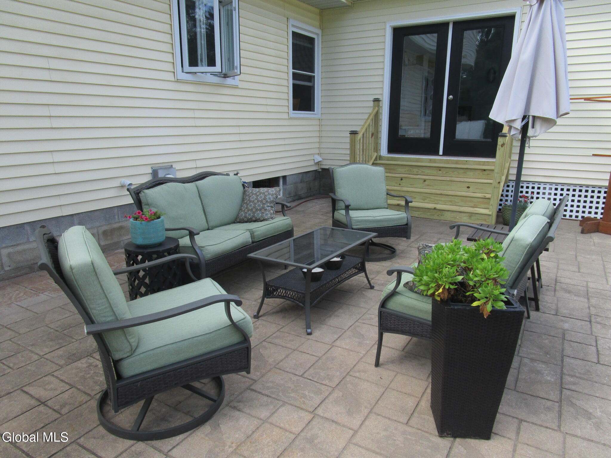 300 Debbie Drive Schenectady NY 12306