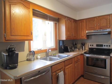 300 Debbie Drive Schenectady NY 12306