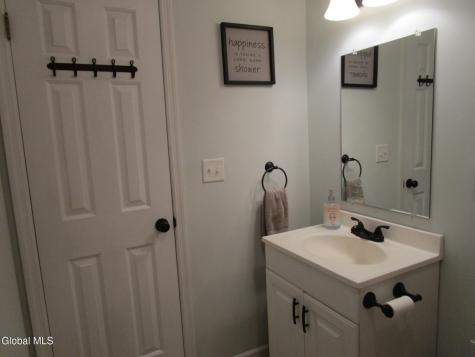 300 Debbie Drive Schenectady NY 12306