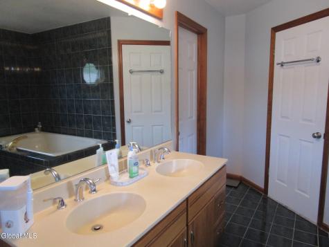 300 Debbie Drive Schenectady NY 12306