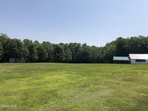 3015 W Shore Drive Galway NY 12086