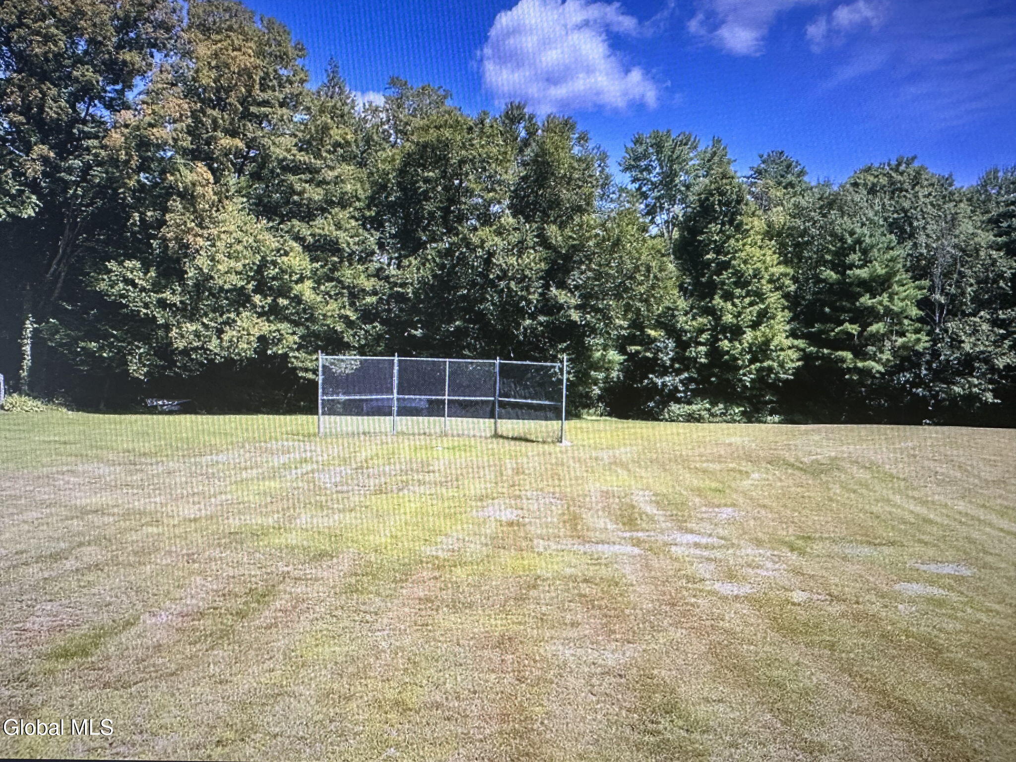 3015 W Shore Drive Galway NY 12086