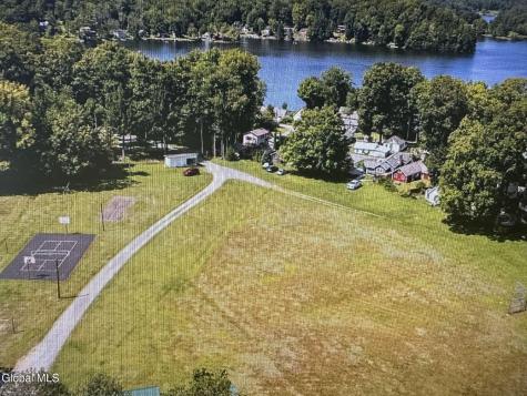 3015 W Shore Drive Galway NY 12086