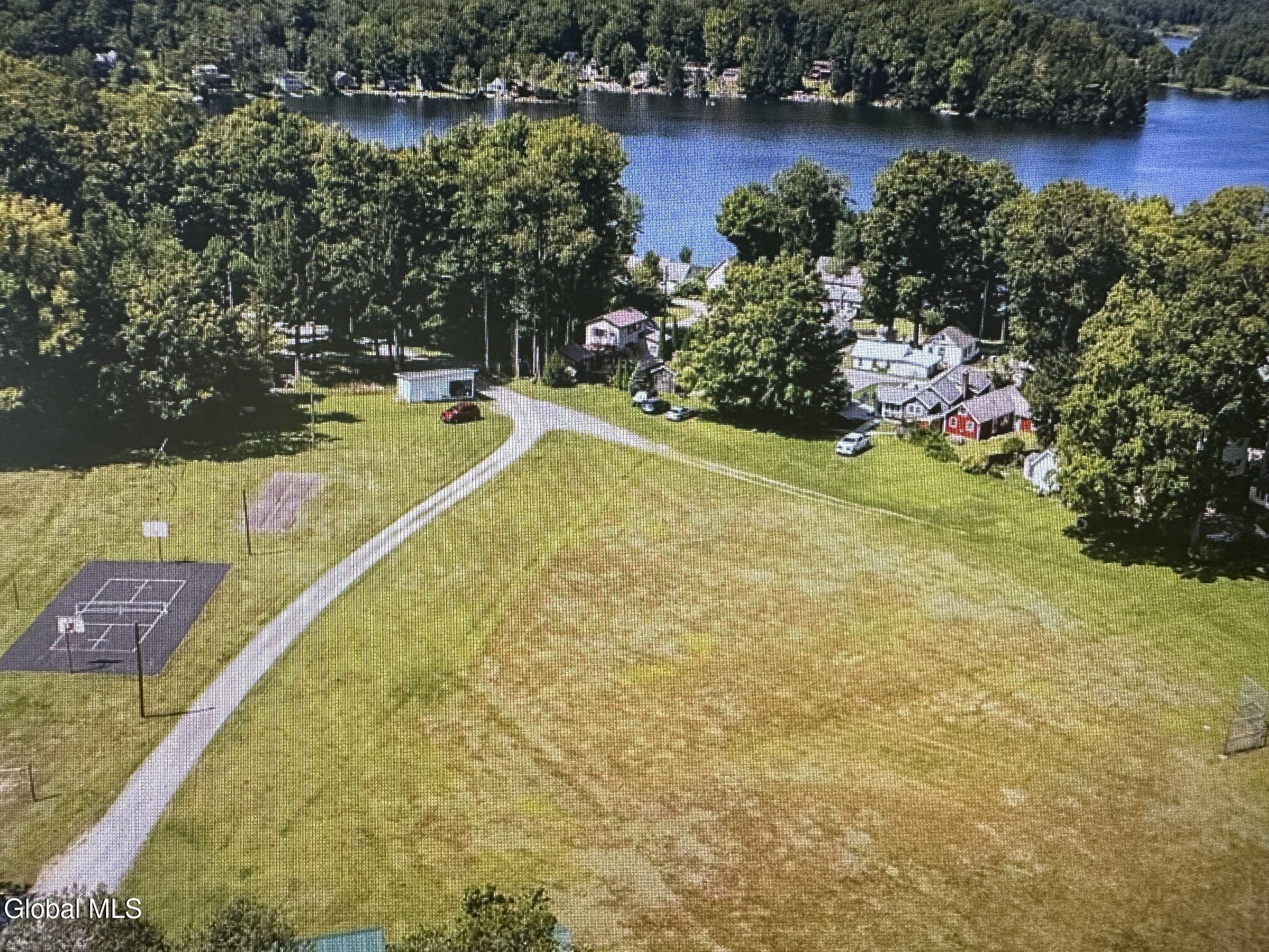 3015 W Shore Drive Galway NY 12086