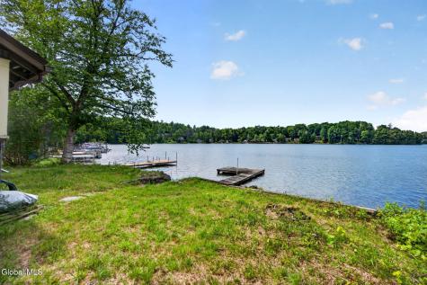 3015 W Shore Drive Galway NY 12086