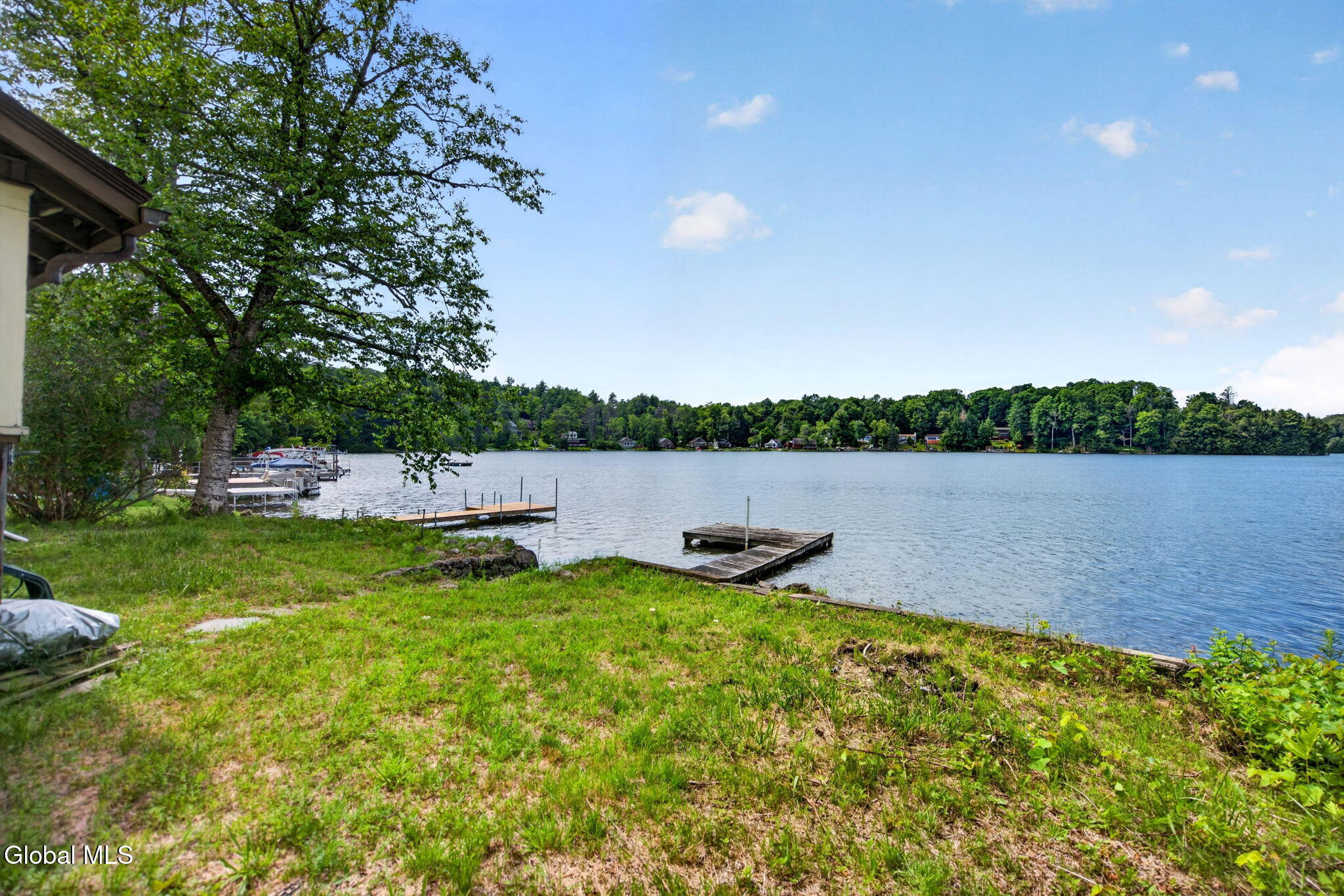 3015 W Shore Drive Galway NY 12086