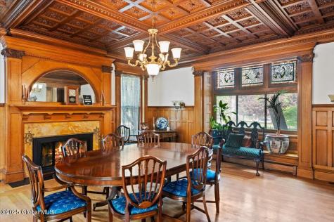 605 N Broadway Saratoga Springs NY 12866