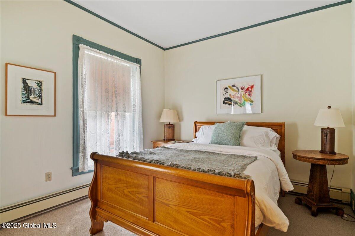605 N Broadway Saratoga Springs NY 12866