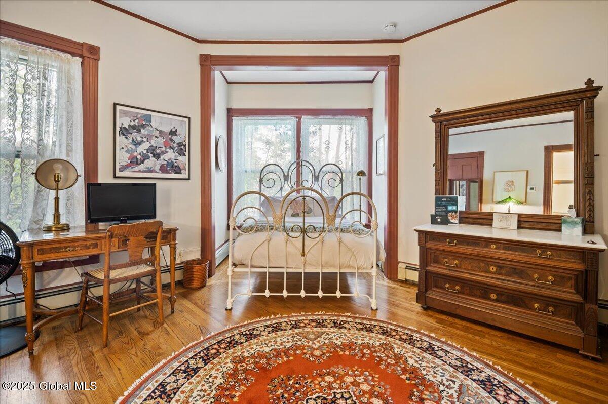 605 N Broadway Saratoga Springs NY 12866