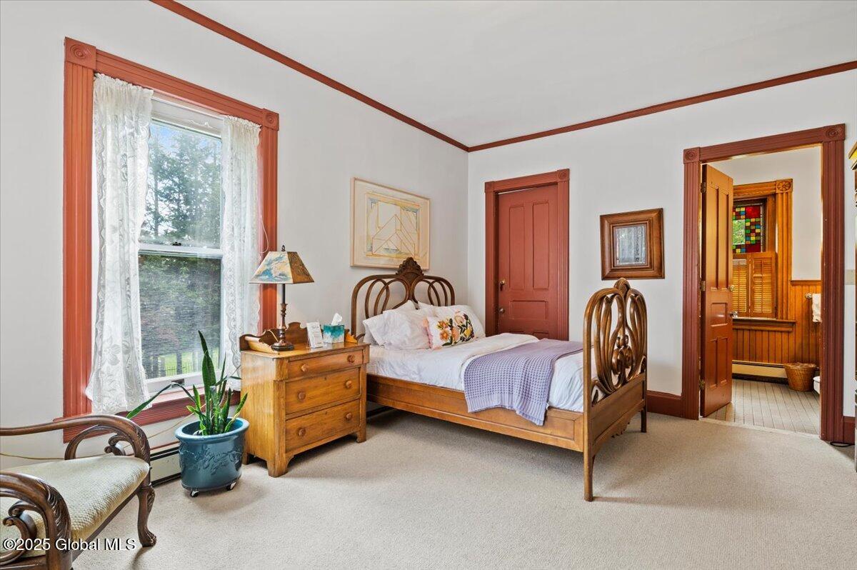 605 N Broadway Saratoga Springs NY 12866
